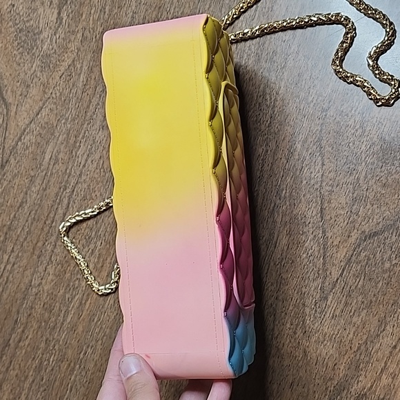 Rainbow Quilted PVC Jelly Purse - Picture 4 of 15